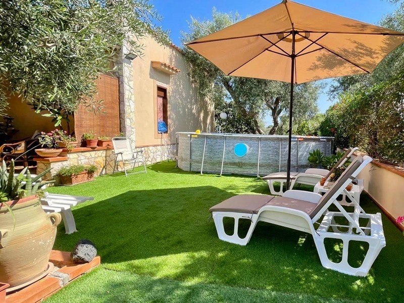 Villa in Vendita a Terrasini, 320'000€, 110 m²