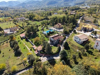 Casa Indipendente in Vendita a Montemarano, 220'000&euro;, 675 m²