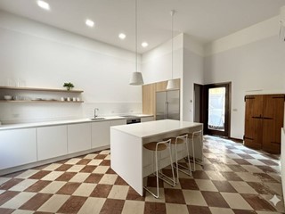 Quadrilocale in Vendita a Mantova, 265'000€, 155 m²