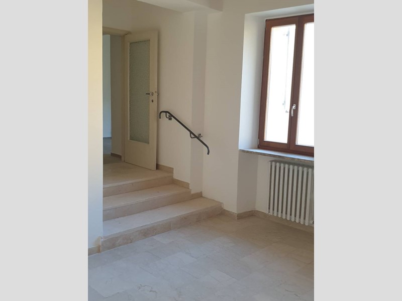 Appartamento in Vendita a Ascoli Piceno, 160'000€, 87 m²