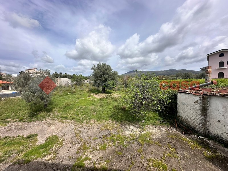 Villa bifamiliare in Vendita a Sessa Aurunca, 260'000€, 240 m²