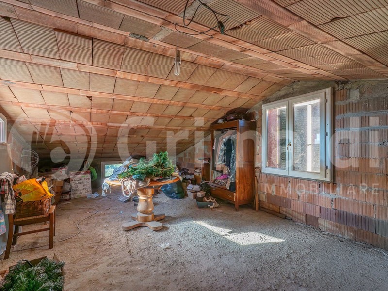 Casa Indipendente in Vendita a Marsciano, 230'000€, 240 m²