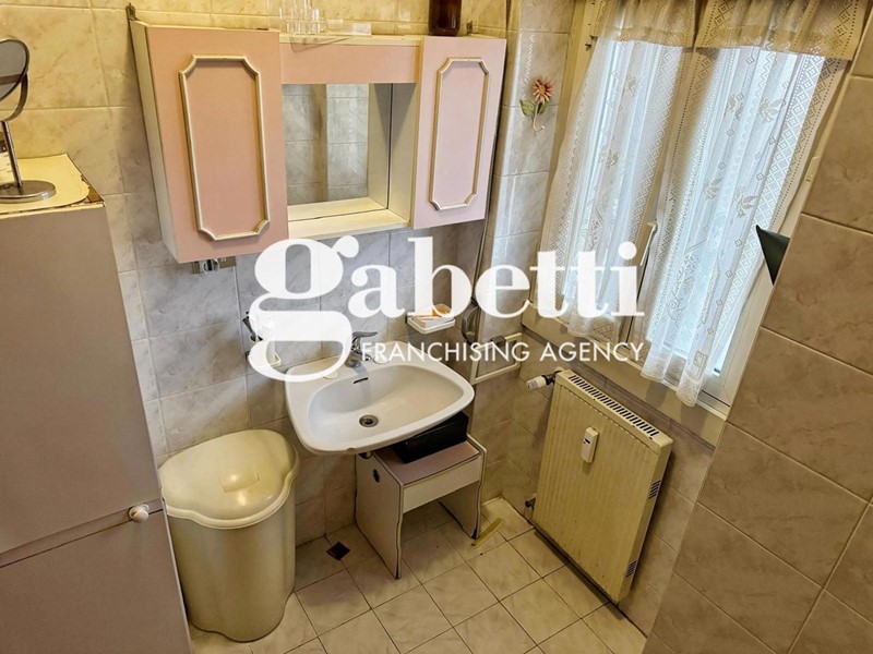 Appartamento in Vendita a Roma, 369'000&euro;, 146 m²