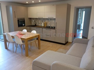 Bilocale in Vendita a Roviano, 90'000€, 60 m², arredato