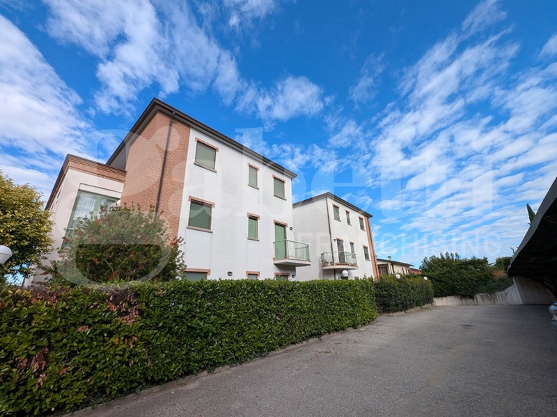 Trilocale in Vendita a Deruta, 135'000€, 77 m²