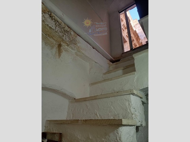 Trilocale in Vendita a Maruggio, 85'000€, 66 m², arredato