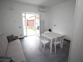 Bilocale in Vendita a Legnano, 109'000€, 65 m², arredato