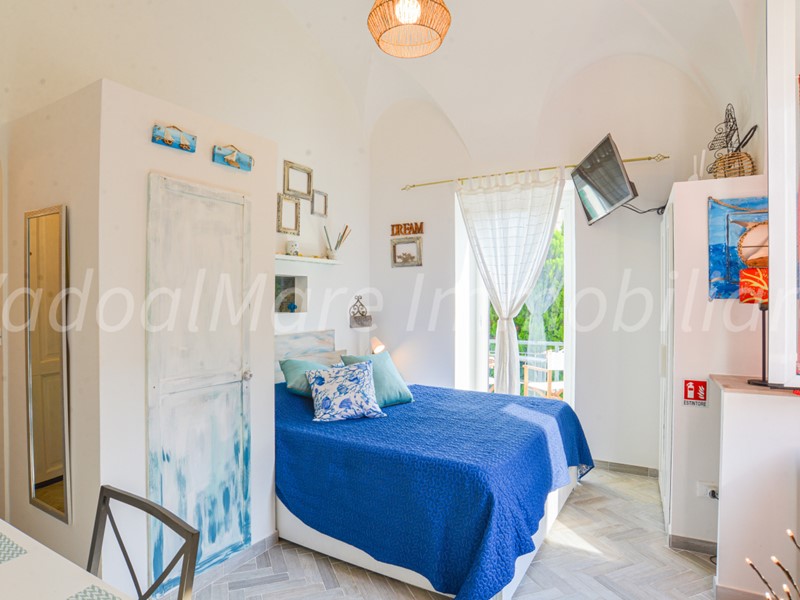 Monolocale in Affitto a Finale Ligure, zona Finalborgo, 700€, 29 m², arredato