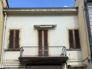 Appartamento in Vendita a Prato, 320'000&euro;, 150 m²