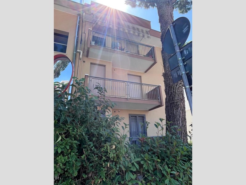 Quadrilocale in Vendita a Rimini, 250'000&euro;, 103 m², con Box