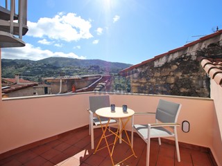 Casa Semi Indipendente in Vendita a Vallebona, 199'000€, 95 m²