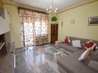 Casa Semi Indipendente in Vendita a Chiampo, 165'000&euro;, 130 m²