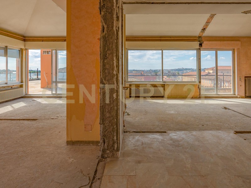 Appartamento in Vendita a Roma, 5'600'000&euro;, 370 m², con Box