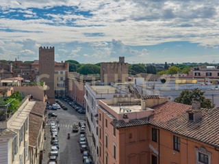 Appartamento in Vendita a Roma, 5'600'000&euro;, 370 m², con Box