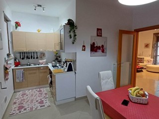 Trilocale in Vendita a Sesto San Giovanni, 178'000€, 70 m², arredato