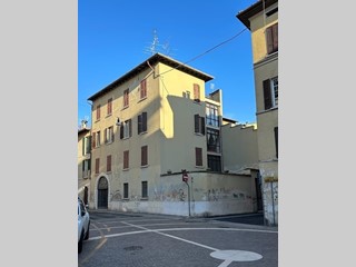 Casa Indipendente in Vendita a Brescia, zona Centro Storico, 1'280'000€, 730 m², con Box