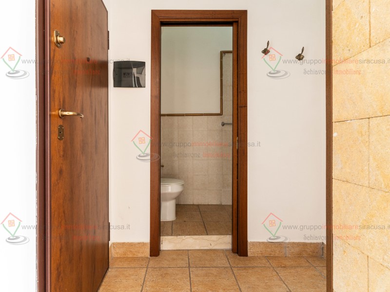 Casa Indipendente in Affitto a Siracusa, zona Adda Gelone Timoleonte, 600€, 95 m², arredato