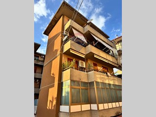 Trilocale in Vendita a Aci Catena, 139'000€, 113 m²