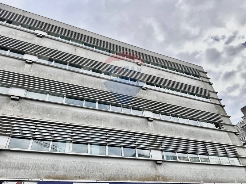Ufficio in Vendita a Ancona, 149'000€, 80 m²