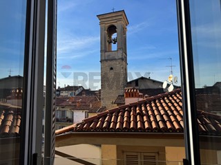 Quadrilocale in Affitto a Bergamo, 3'000&euro;, 265 m²