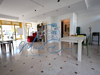 Immobile commerciale in Vendita a Treviso, 150'000€, 115 m²