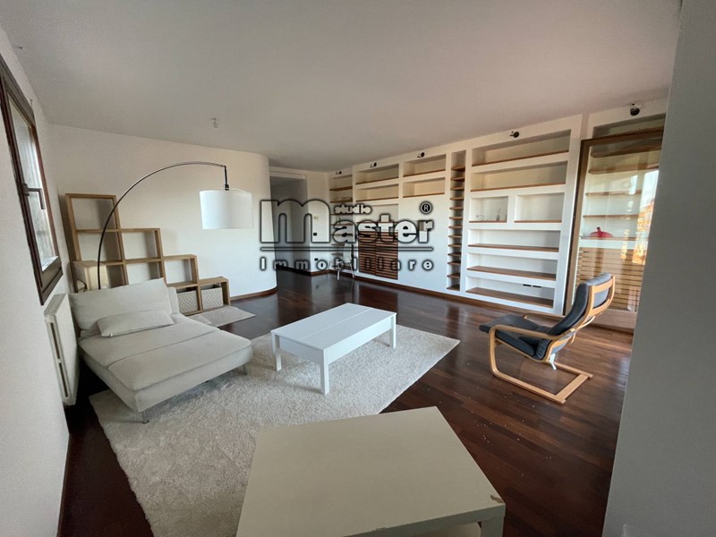 Attico in Vendita a Treviso, 320'000€, 130 m²