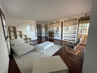 Attico in Vendita a Treviso, 320'000€, 130 m²