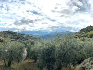 Casa Indipendente in Vendita a Vendone, 105'000€, 108 m²