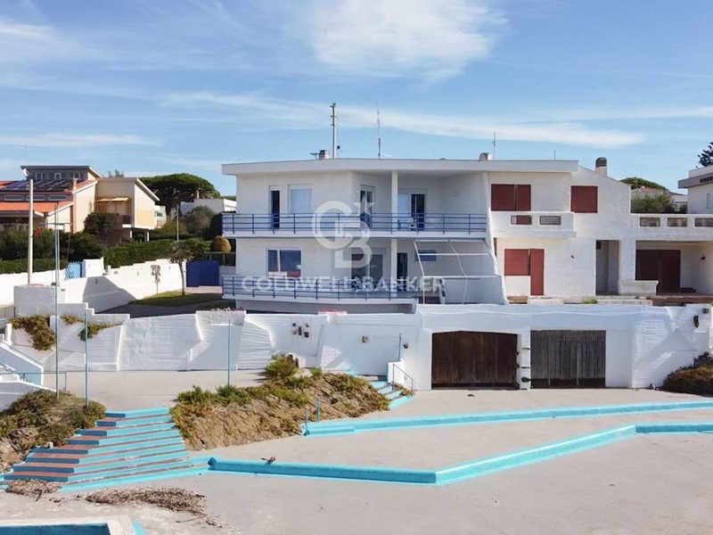 Villa in Vendita a Santa Marinella, 1'100'000€, 198 m²