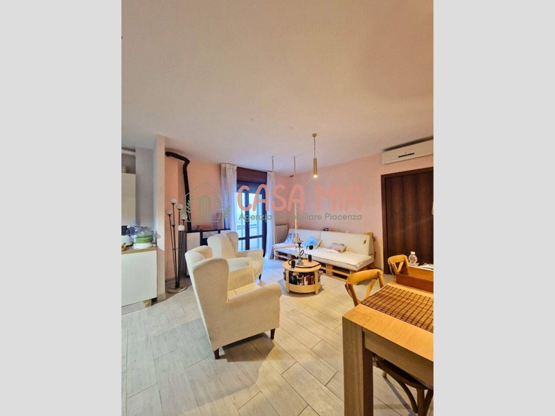 Trilocale in Vendita a Piacenza, 185'000€, 93 m²