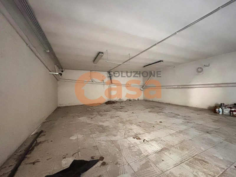 Box in Vendita a Piacenza, 47'000€, 74 m²