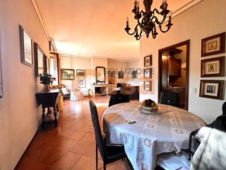 Casa Semi Indipendente in Vendita a Piacenza, 168'000€, 150 m²
