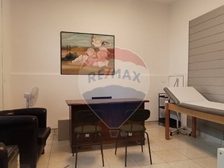 Immobile commerciale in Vendita a Pisa, 38'000€, 38 m²