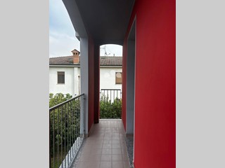 Villetta a schiera in Affitto a Cremosano, 950€, 110 m²