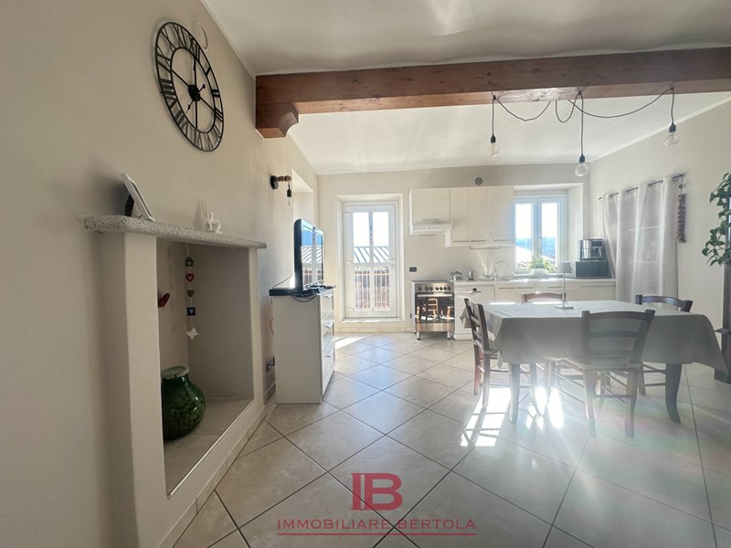 Quadrilocale in Affitto a Cuneo, 500€, 110 m²