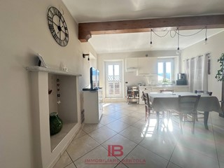 Quadrilocale in Affitto a Cuneo, 500€, 110 m²