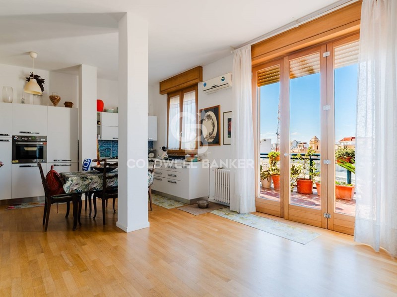 Trilocale in Vendita a Brindisi, 220'000&euro;, 109 m²