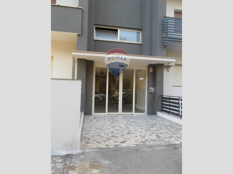 Quadrilocale in Vendita a Caltanissetta, 63'000€, 86 m²