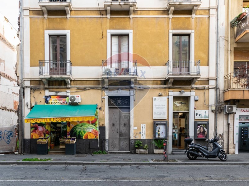 Trilocale in Vendita a Catania, 145'000&euro;, 118 m²