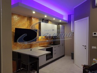 Bilocale in Affitto a Como, 750€, 39 m²