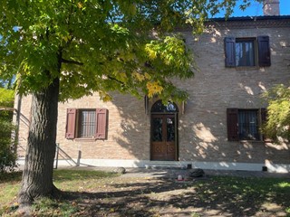 Casa Indipendente in Vendita a Ferrara, 495'000&euro;, 250 m²