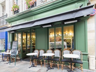 Attività commerciale in Vendita a Firenze, 440'000€, 132 m²