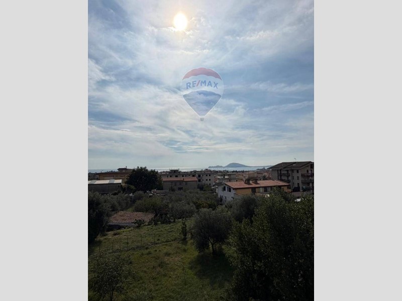 Villetta a schiera in Vendita a Formia, 390'000€, 235 m²