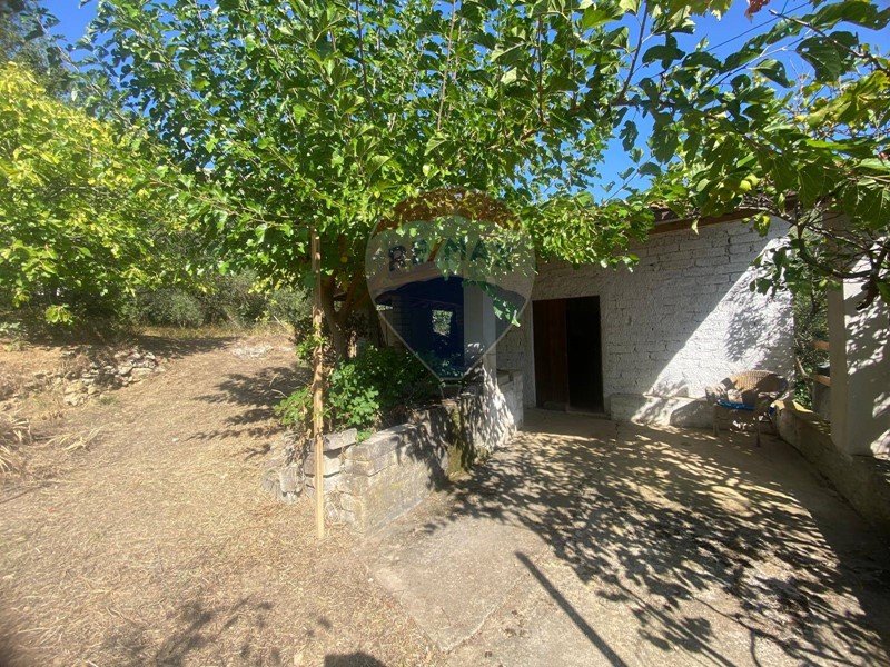 Casa Indipendente in Vendita a Formia, 70'000€, 57 m²