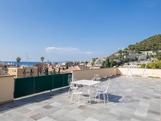 Attico in Vendita a Genova, 1'550'000€, 192 m²