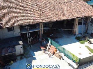 Rustico in Vendita a Lograto, 65'000€, 321 m²