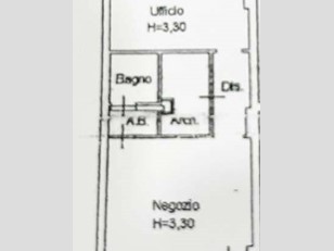 Immobile commerciale in Affitto a Fano, 600€, 45 m²