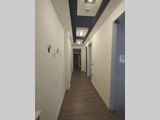 Appartamento in Affitto a Fano, 700€, 120 m²