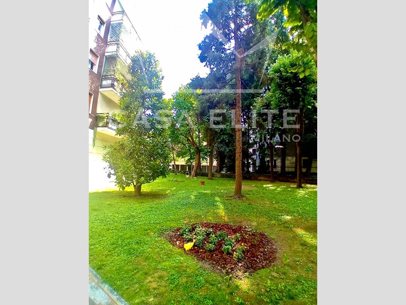 Monolocale in Affitto a Milano, 830€, 40 m²