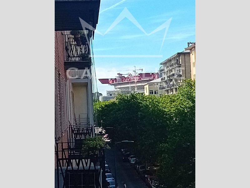 Monolocale in Affitto a Milano, 730€, 40 m²